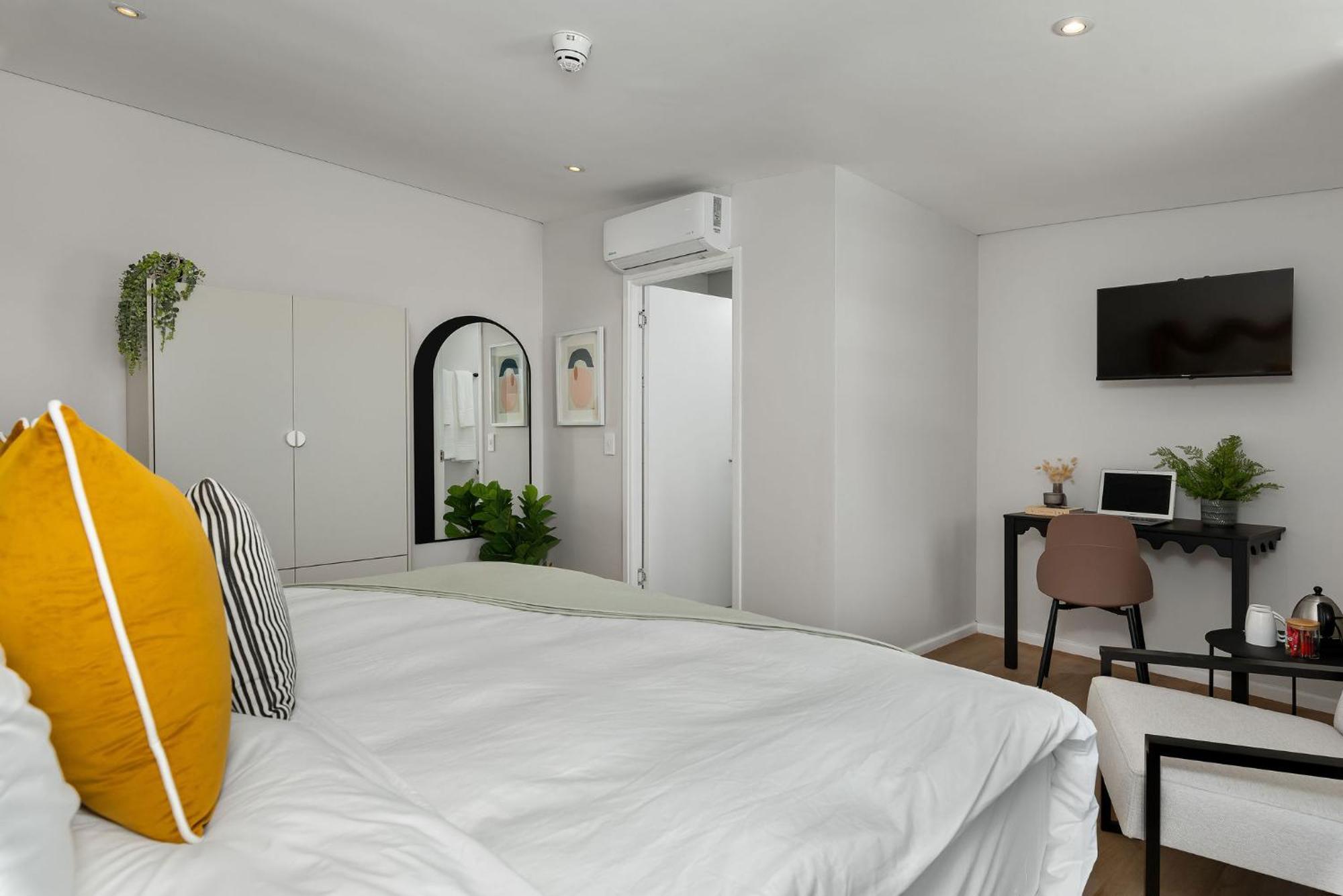 ホテル Neighbourgood 1St Crescent Camps Bay ケープタウン 部屋 写真